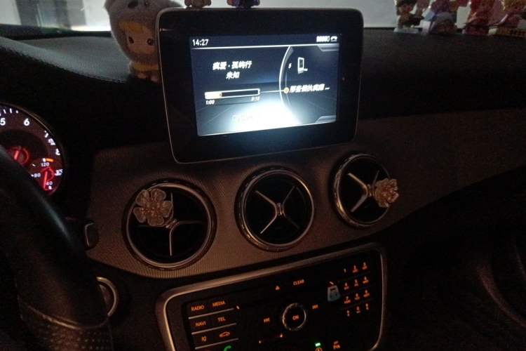 Used Mercedes-Benz GLA 2016 GLA 200 Fashion Model Audio And AC Panel