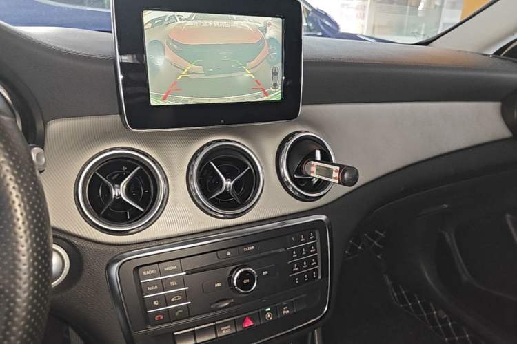 Used Mercedes-Benz GLA 2016 GLA 200 Fashion Model Audio And AC Panel