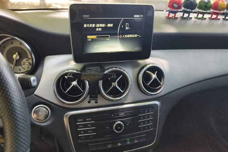 Used Mercedes-Benz GLA 2016 GLA 200 Sport Edition Audio And AC Panel