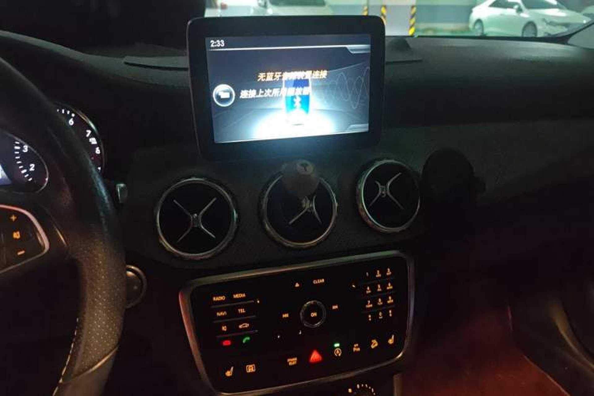 Used Mercedes-Benz GLA 2016 GLA 220 4MATIC Fashion Edition Audio And AC Panel