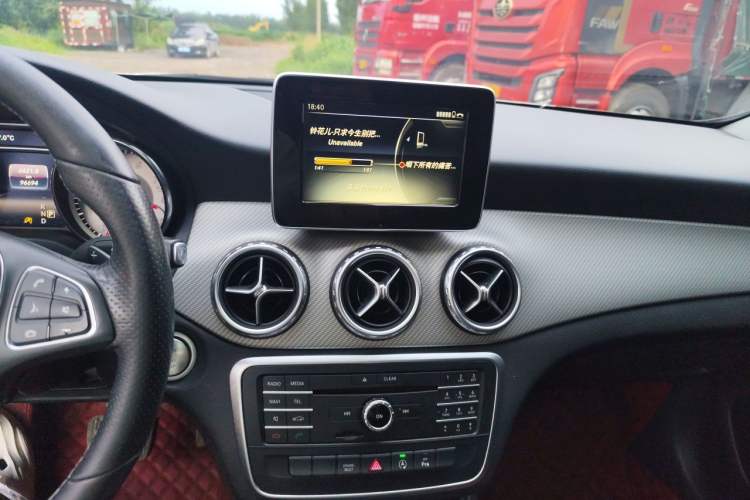 Used Mercedes-Benz GLA 2016 GLA 200 Sport Edition Audio And AC Panel