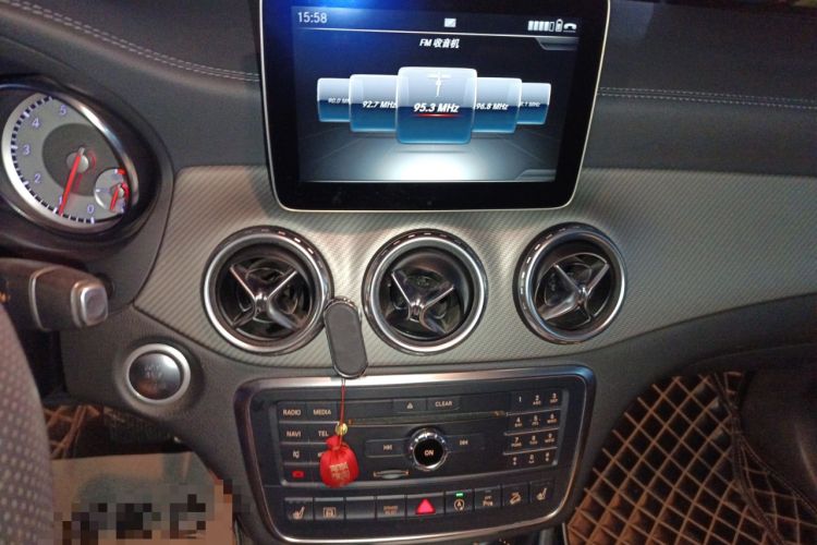 Used Mercedes-Benz GLA 2016 GLA 220 4MATIC Luxury Model Audio And AC Panel