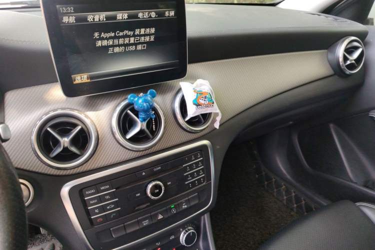 Used Mercedes-Benz GLA 2016 GLA 200 Fashion Model Audio And AC Panel