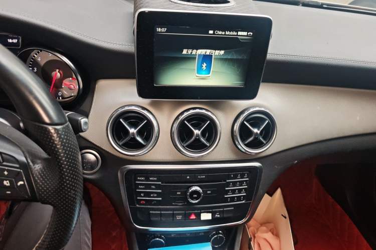 Used Mercedes-Benz GLA 2016 GLA 200 Fashion Model Audio And AC Panel