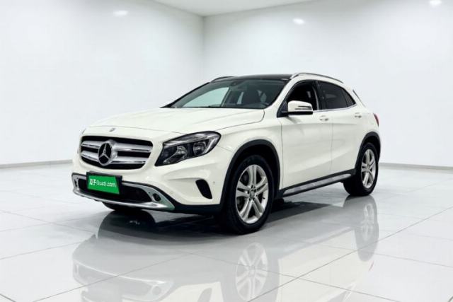 Ojetý Mercedes-Benz GLA 2016 GLA 200 Sport Edition