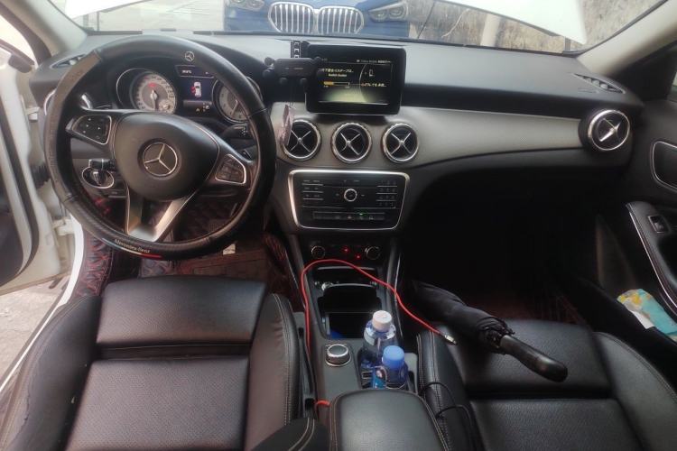 Used Mercedes-Benz GLA 2016 GLA 200 Sport Edition Center Console