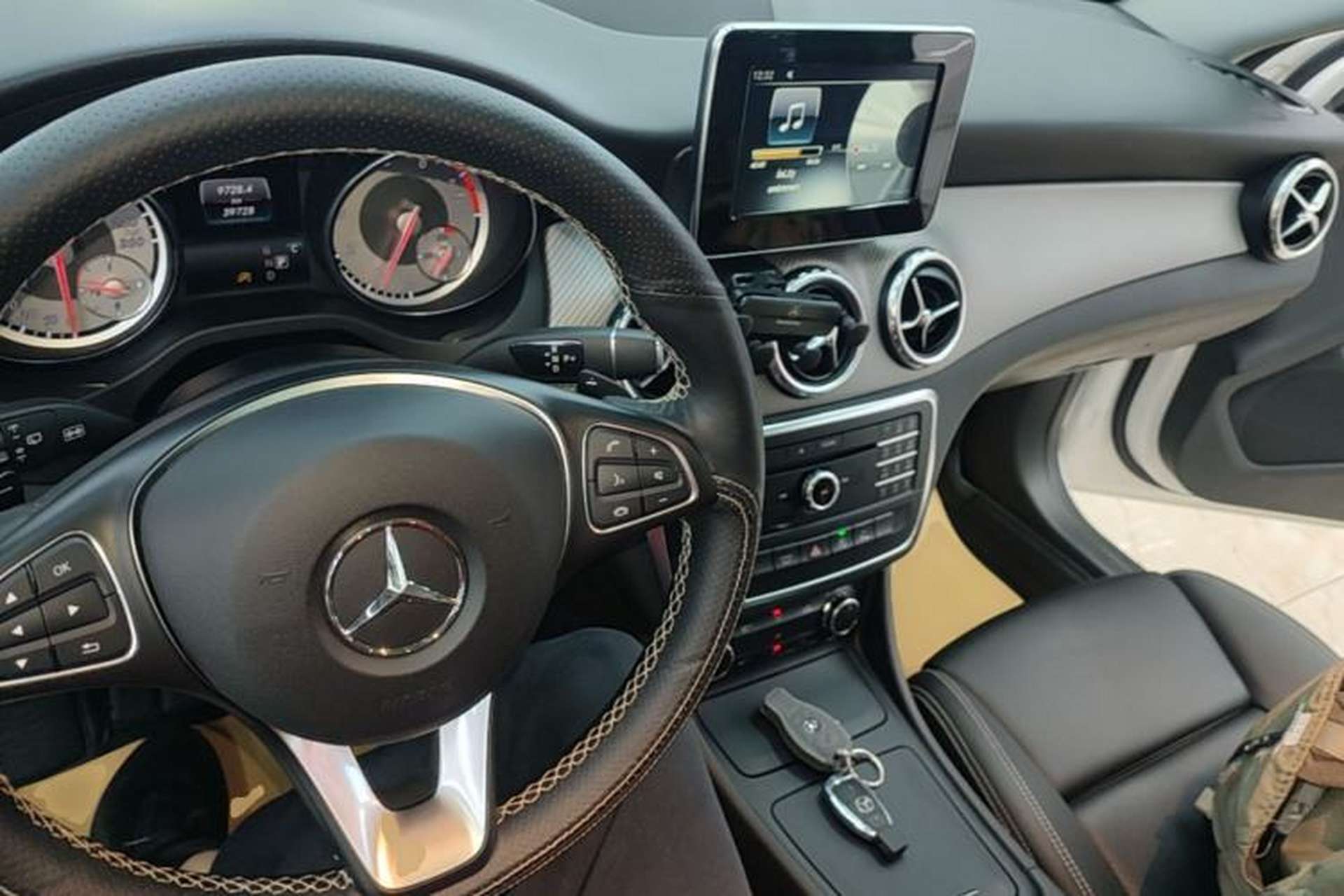 Used Mercedes-Benz GLA 2016 GLA 200 Sport Edition Center Console