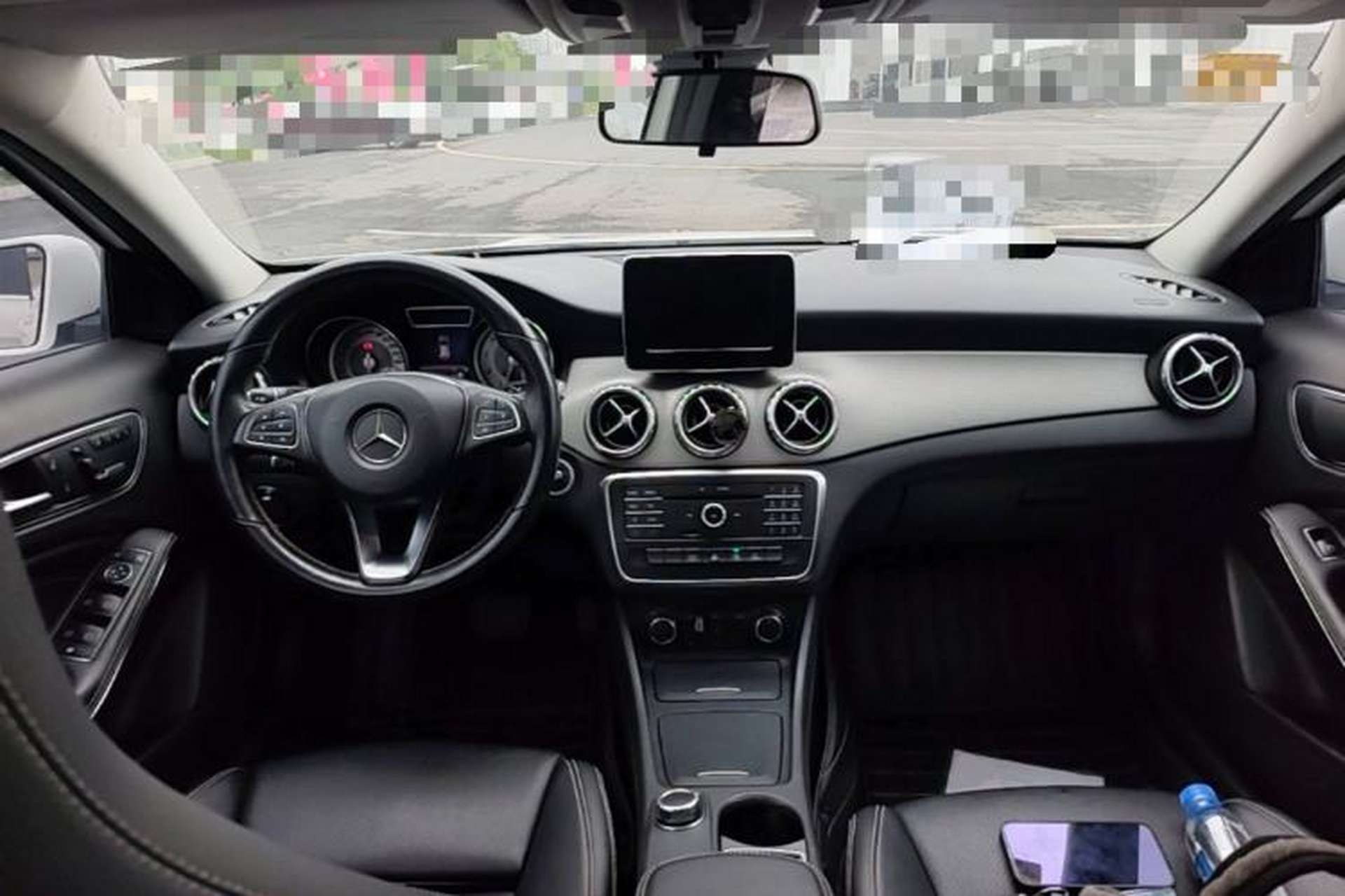 Used Mercedes-Benz GLA 2016 GLA 200 Sport Edition Center Console