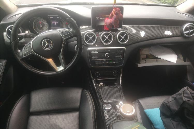 Used Mercedes-Benz GLA 2016 GLA 200 Sport Edition Center Console