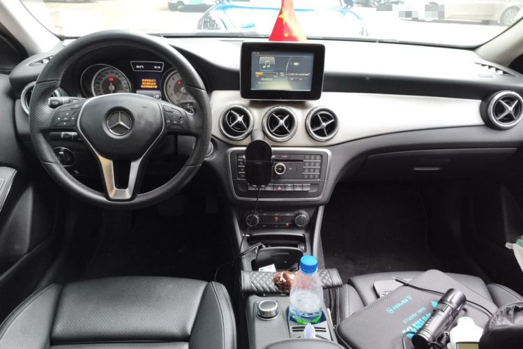 Used Mercedes-Benz GLA 2016 GLA 200 Sport Edition Center Console