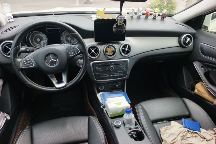 Used Mercedes-Benz GLA 2016 GLA 200 Fashion Model Center Console