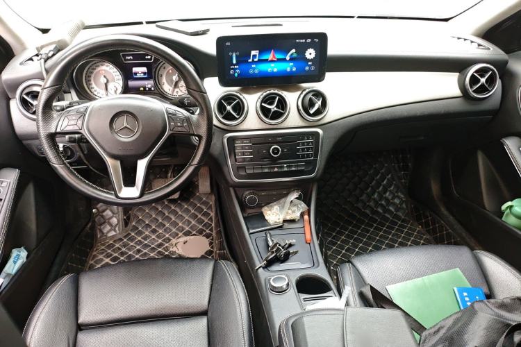 Used Mercedes-Benz GLA 2016 GLA 200 Fashion Model Center Console