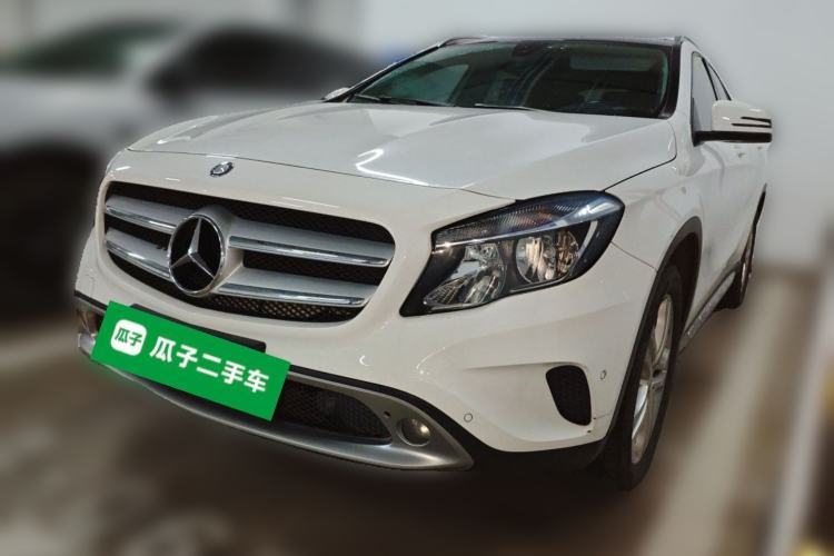 Used Mercedes-Benz GLA 2016 GLA 200 Sport Edition Guazi used car, China used car export, Used car for sale, Used  cars, Cheapest cars for sale