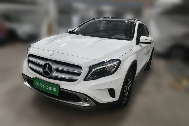 Used Mercedes-Benz GLA 2016 GLA 220 4MATIC Fashion Edition Guazi used car, China used car export, Used car for sale, Used  cars, Cheapest cars for sale