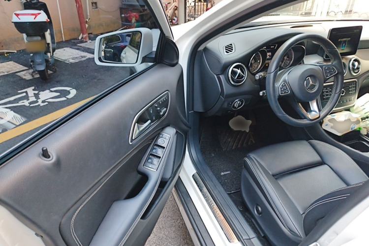 Used Mercedes-Benz GLA 2016 GLA 200 Fashion Model Driver Seat