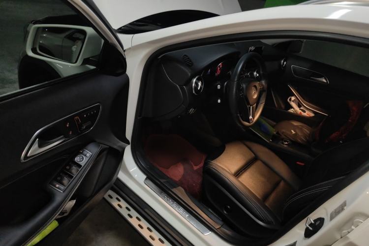 Used Mercedes-Benz GLA 2016 GLA 200 Fashion Model Driver Seat