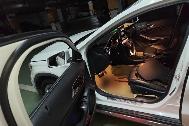 Used Mercedes-Benz GLA 2016 GLA 200 Sport Edition Driver Seat