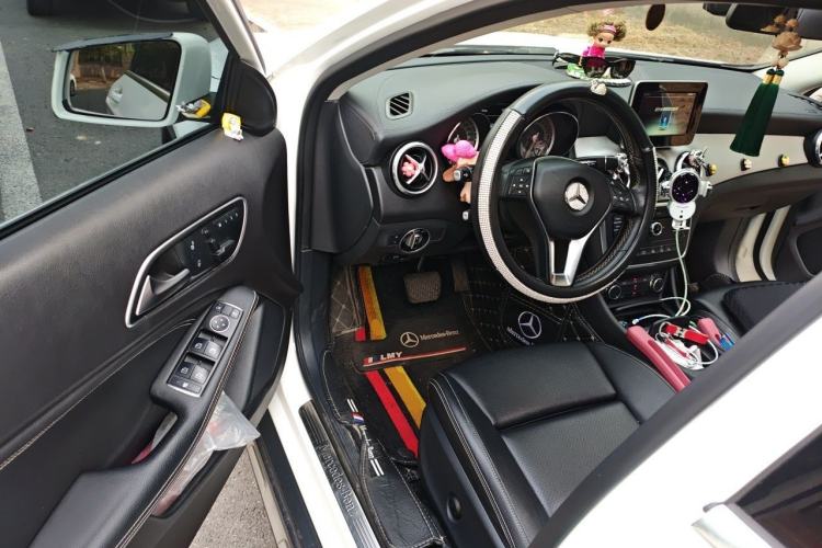 Used Mercedes-Benz GLA 2016 GLA 200 Fashion Model Driver Seat