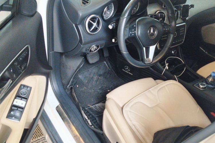 Used Mercedes-Benz GLA 2016 GLA 220 4MATIC Fashion Edition Driver Seat