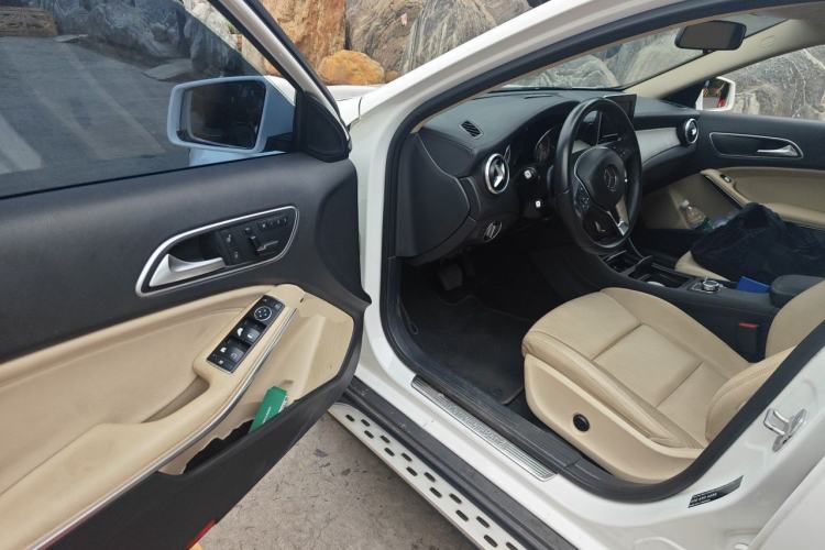 Used Mercedes-Benz GLA 2016 GLA 200 Fashion Model Driver Seat