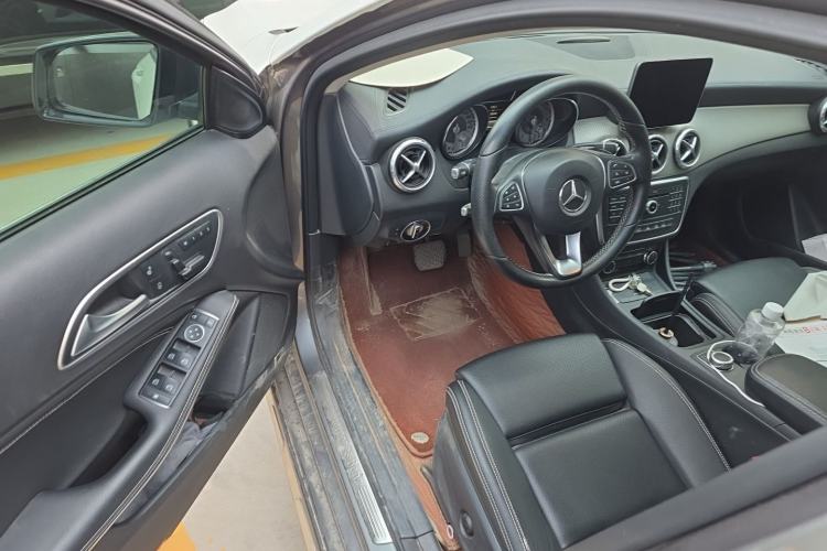 Used Mercedes-Benz GLA 2016 GLA 200 Fashion Model Driver Seat