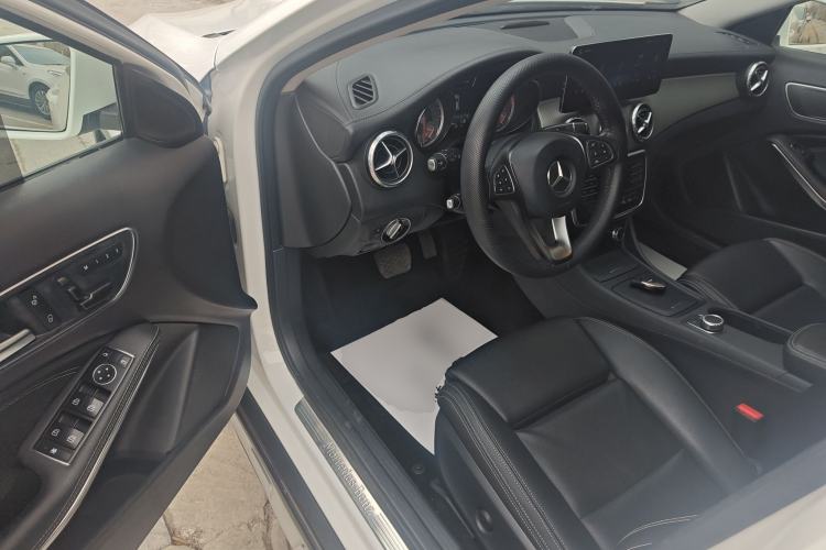 Used Mercedes-Benz GLA 2016 GLA 200 Fashion Model Driver Seat