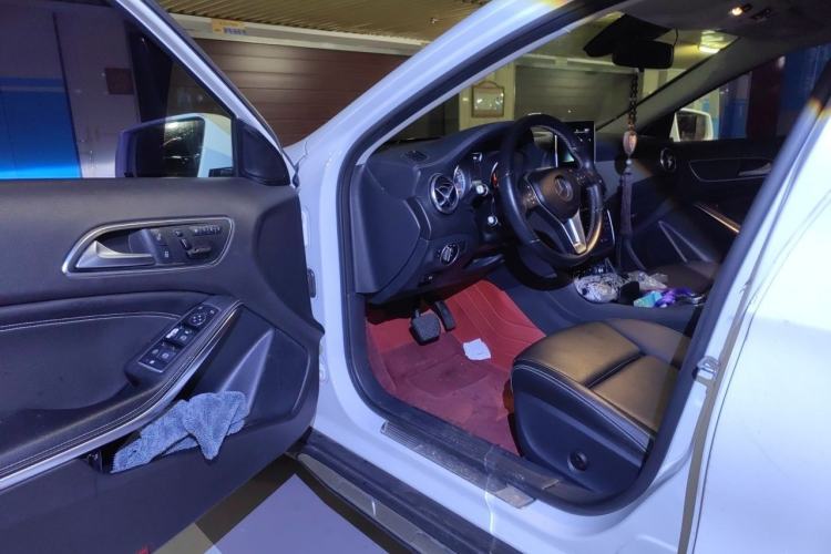 Used Mercedes-Benz GLA 2016 GLA 200 Fashion Model Driver Seat