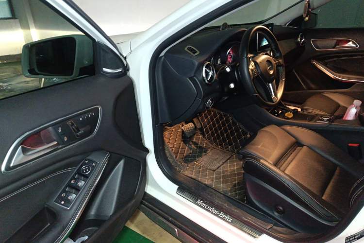 Used Mercedes-Benz GLA 2016 GLA 200 Fashion Model Driver Seat