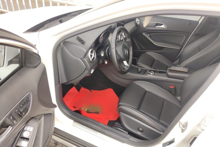 Used Mercedes-Benz GLA 2016 GLA 200 Fashion Model Driver Seat