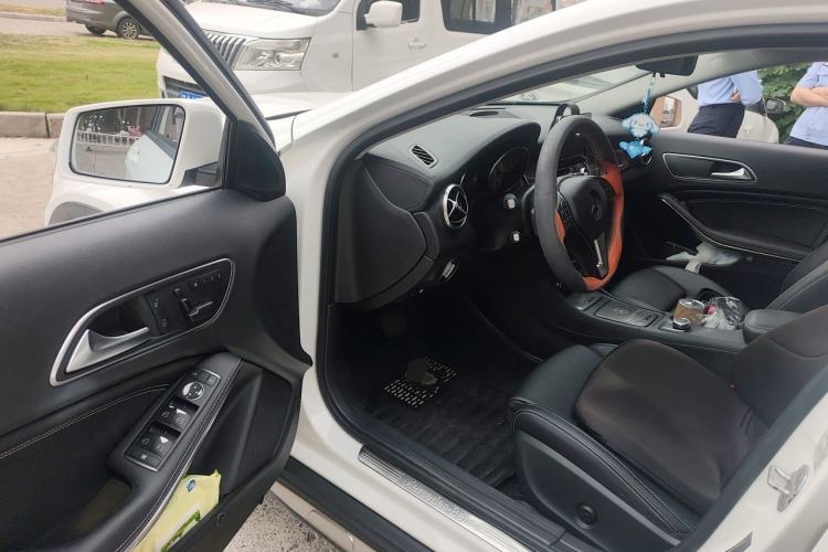 Used Mercedes-Benz GLA 2016 GLA 200 Fashion Model Driver Seat