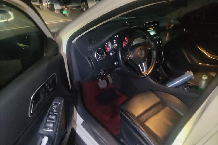 Used Mercedes-Benz GLA 2016 GLA 200 Fashion Model Driver Seat