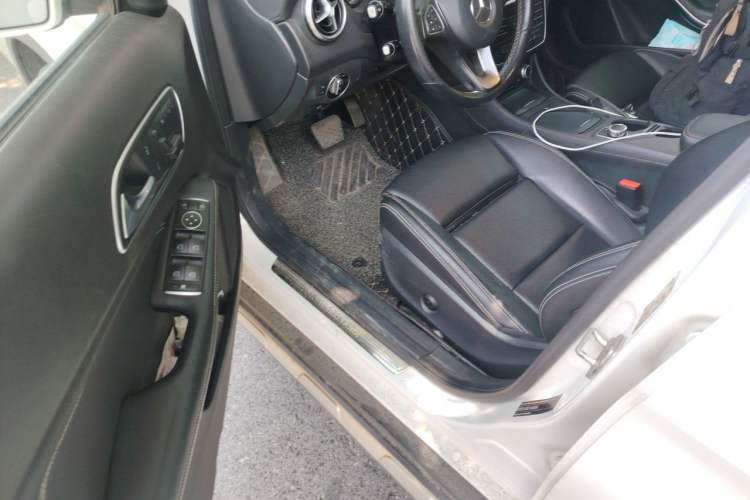 Used Mercedes-Benz GLA 2016 GLA 200 Fashion Model Driver Seat