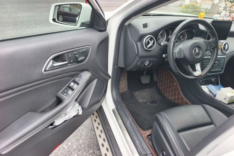 Used Mercedes-Benz GLA 2016 GLA 200 Fashion Model Driver Seat