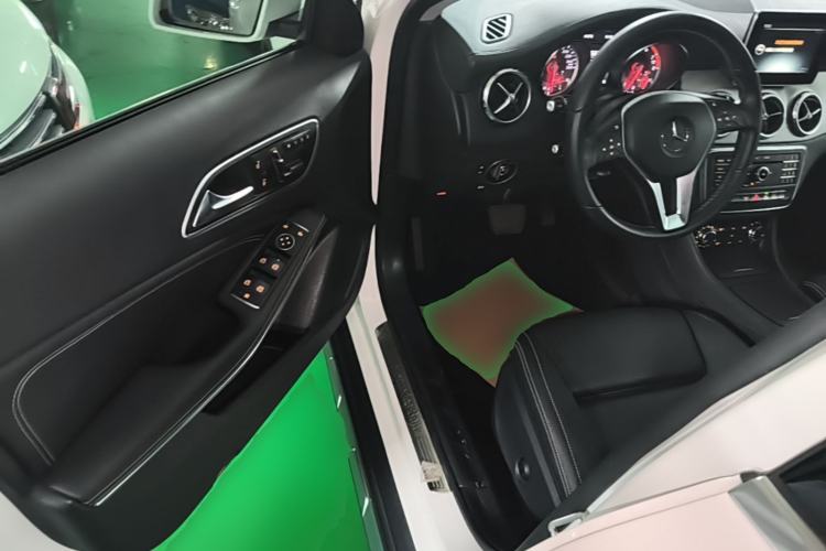 Used Mercedes-Benz GLA 2016 GLA 200 Fashion Model Driver Seat