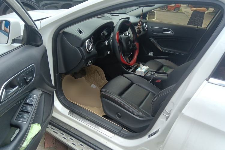 Used Mercedes-Benz GLA 2016 GLA 200 Fashion Model Driver Seat