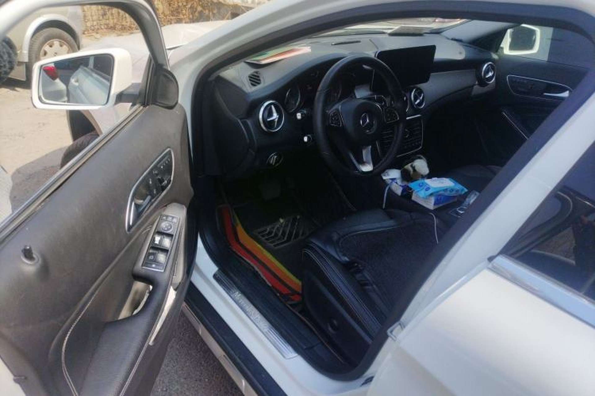 Used Mercedes-Benz GLA 2016 GLA 220 4MATIC Luxury Model Driver Seat
