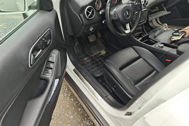 Used Mercedes-Benz GLA 2016 GLA 200 Fashion Model Driver Seat