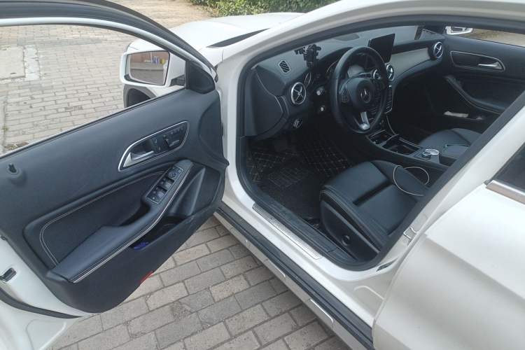 Used Mercedes-Benz GLA 2016 GLA 200 Fashion Model Driver Seat