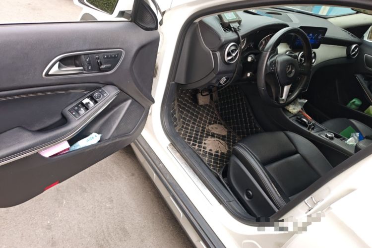 Used Mercedes-Benz GLA 2016 GLA 200 Fashion Model Driver Seat