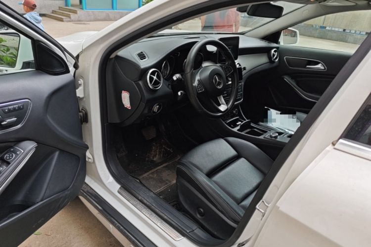 Used Mercedes-Benz GLA 2016 GLA 200 Fashion Model Driver Seat