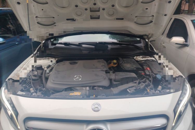 Used Mercedes-Benz GLA 2016 GLA 220 4MATIC Luxury Model Engine Bay