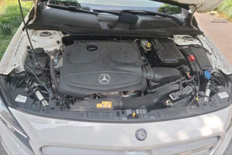 Used Mercedes-Benz GLA 2016 GLA 200 Sport Edition Engine Bay