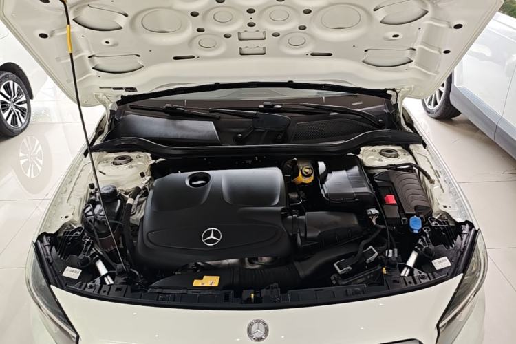 Used Mercedes-Benz GLA 2016 GLA 200 Sport Edition Engine Bay