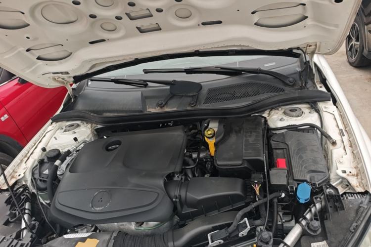 Used Mercedes-Benz GLA 2016 GLA 200 Fashion Model Engine Bay