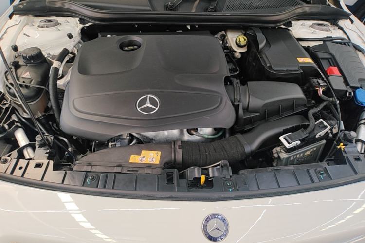 Used Mercedes-Benz GLA 2016 GLA 200 Sport Edition Engine Bay