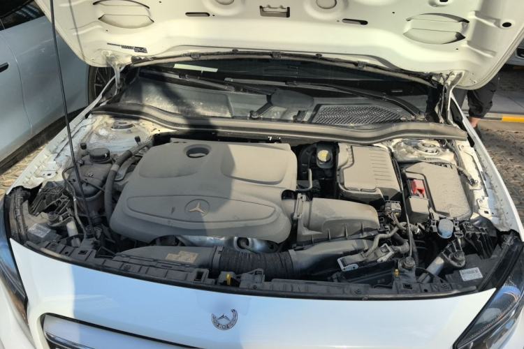 Used Mercedes-Benz GLA 2016 GLA 200 Sport Edition Engine Bay