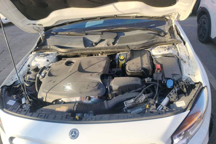 Used Mercedes-Benz GLA 2016 GLA 200 Sport Edition Engine Bay