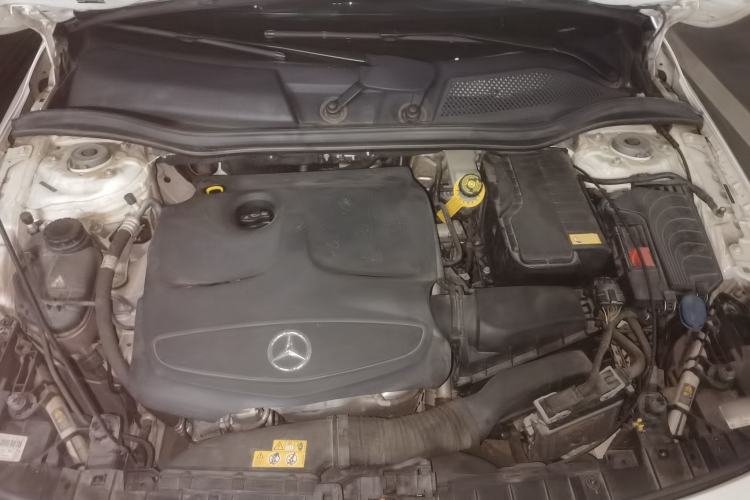 Used Mercedes-Benz GLA 2016 GLA 220 4MATIC Luxury Model Engine Bay