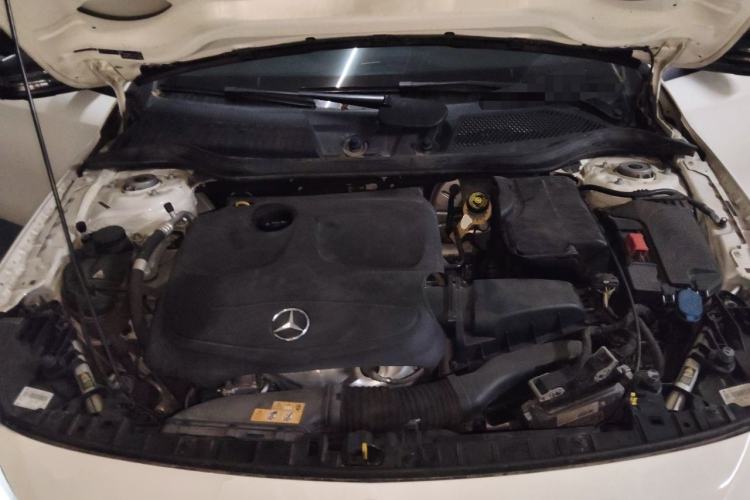 Used Mercedes-Benz GLA 2016 GLA 220 4MATIC Fashion Edition Engine Bay
