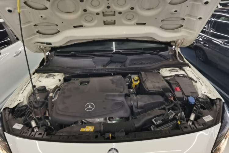 Used Mercedes-Benz GLA 2016 GLA 200 Sport Edition Engine Bay